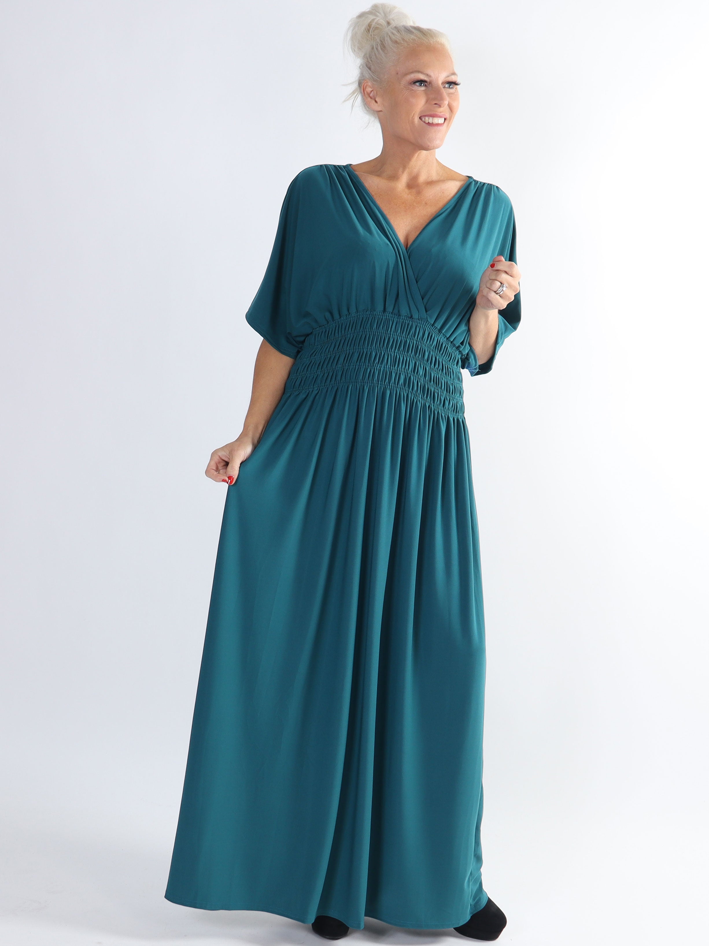 Pams Plain - Elastisk plus size kjole med smock